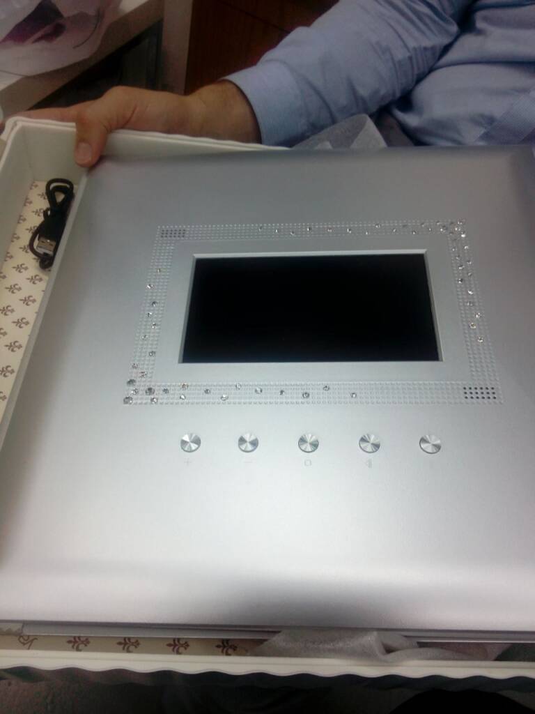 LED/LCD Displays